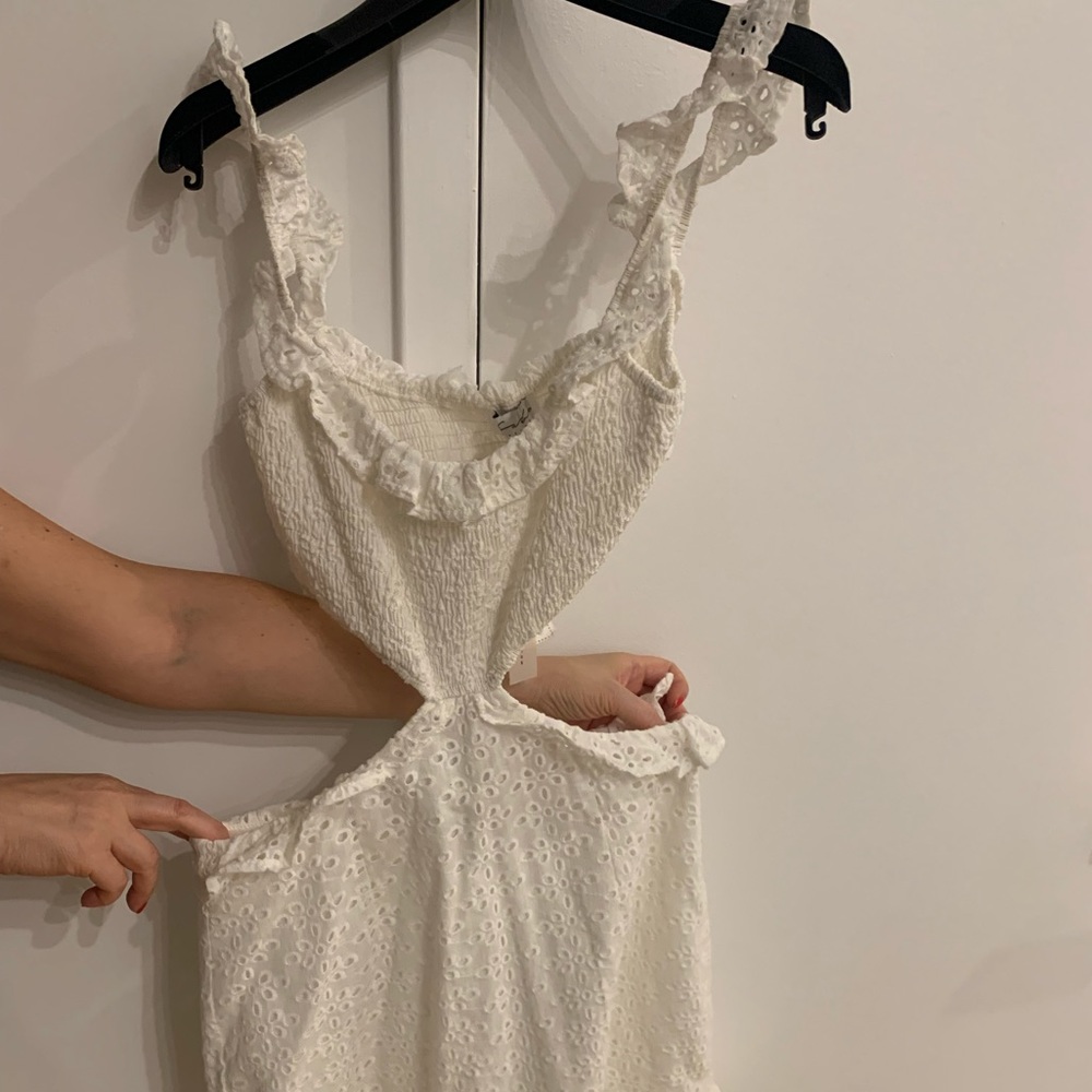 Never worn sabo skirt lace cut-out dress size M.